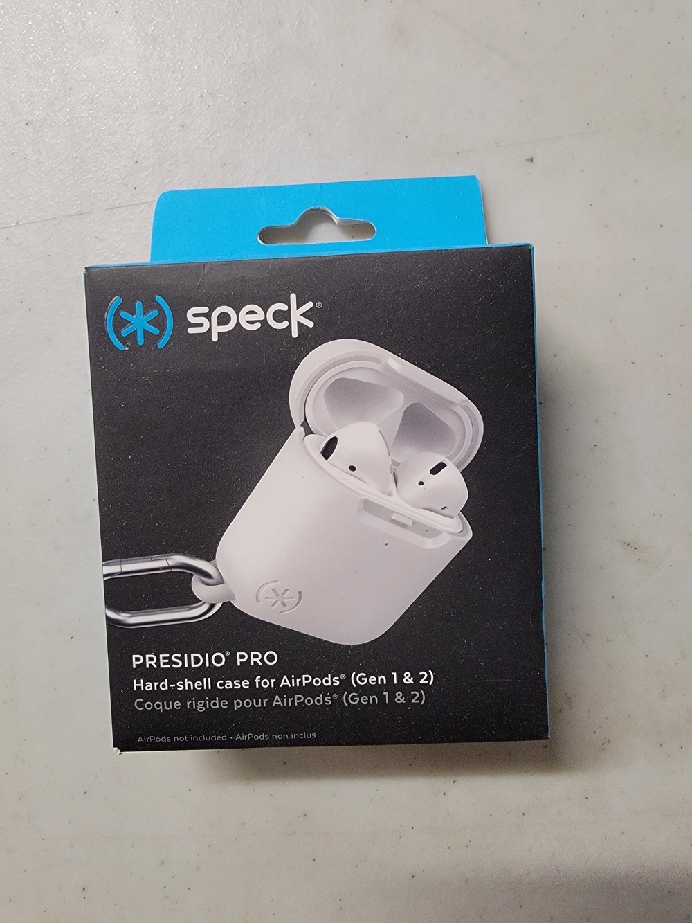 speck Presidio Pro Hard-Shell AirPods Case – White